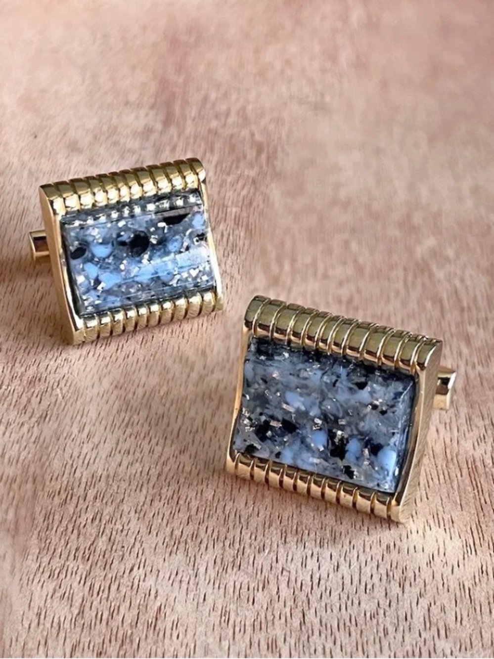 Vintage Lucite Speckled Cufflinks - Vintage 1950's